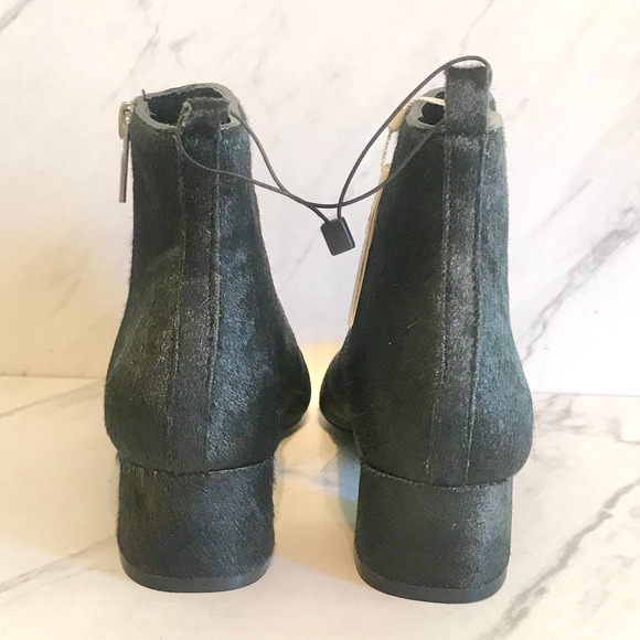 NWT Zara Faux Fur Booties Size 7.5 - Picture 2 of 7